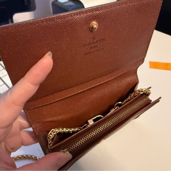 Louis Vuitton Tresor wallet in Monogram free Gold Chain - Picture 13 of 14